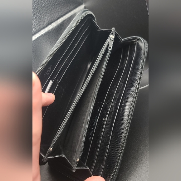 Prada wallet - Picture 6 of 15